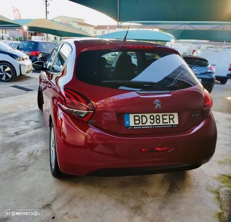 Peugeot 208 1.2 PureTech Style - 27