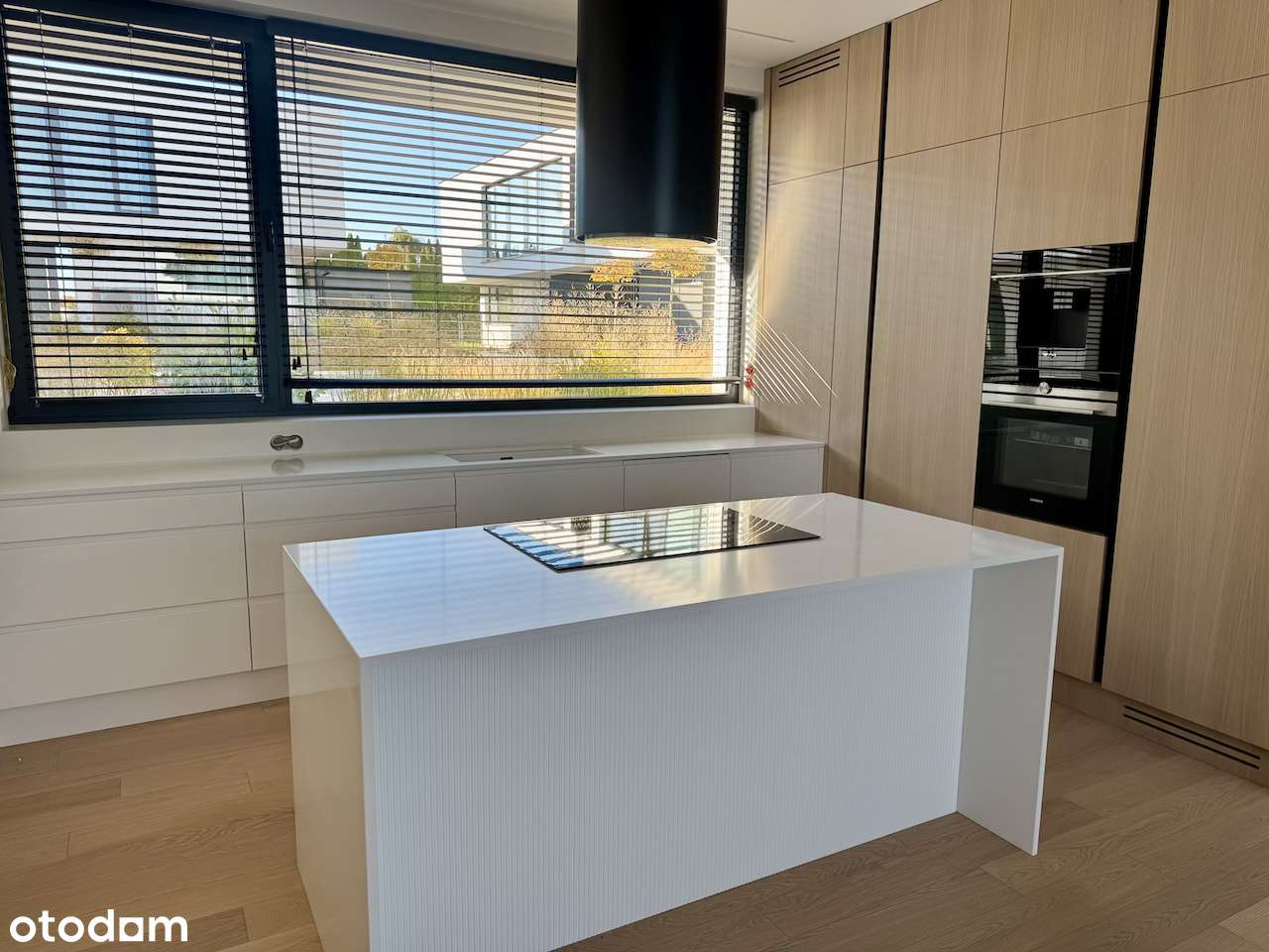 Ostatni dom na sprzedaż na luksusowym osiedlu Royal Residence-18