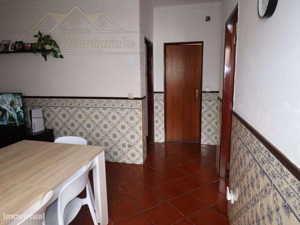 Apartamento T2 com terraço-18