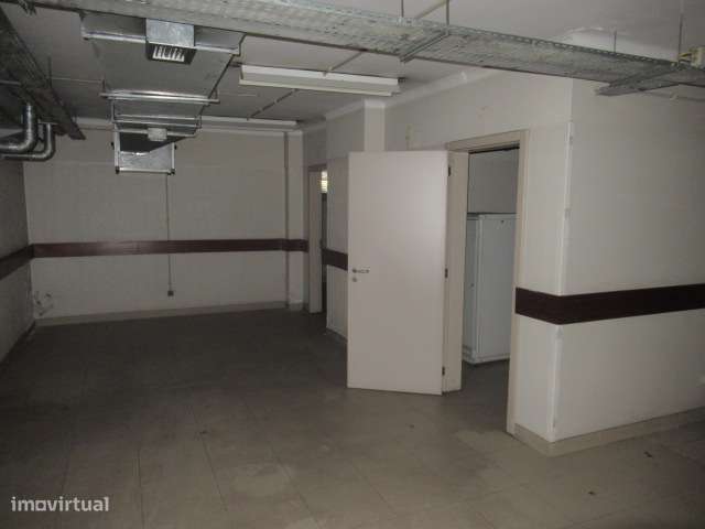 Imóvel Comercial no Lumiar-12