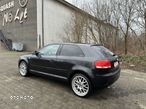 Volkswagen Golf 1.6 Comfortline - 22