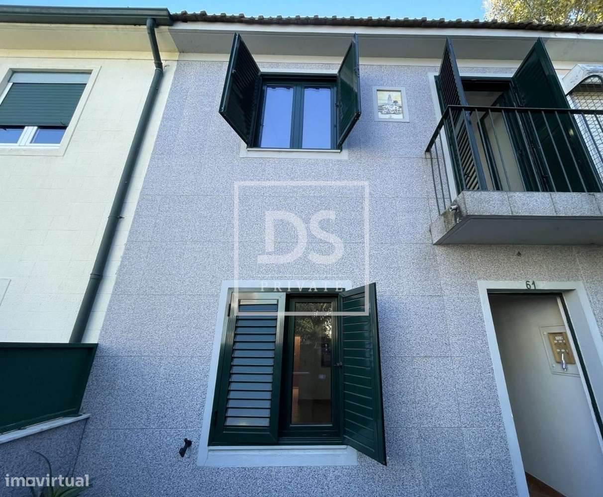 Moradia T2 com Jardim e Terraço: O Refúgio Perfeito em Ramalde (Com Re-2