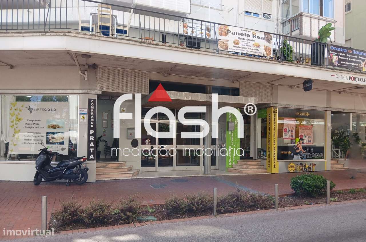 T1 Remodelado no centro da Amadora-19