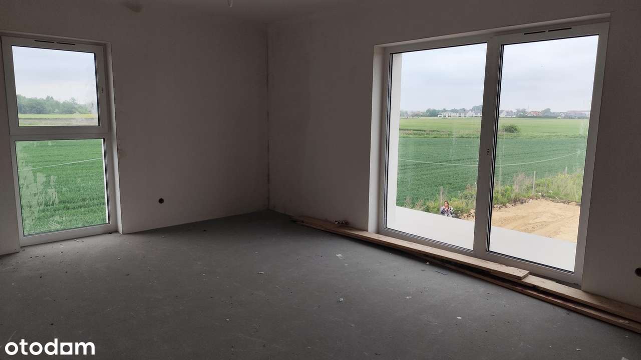 Mieszkanie willowe z komórką i parkingiem w cenie!-4