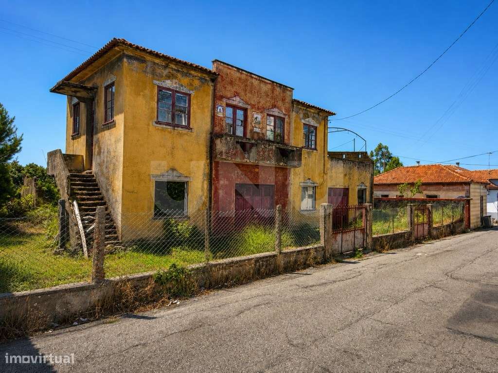 Moradia para reconstrução em Espinho-8