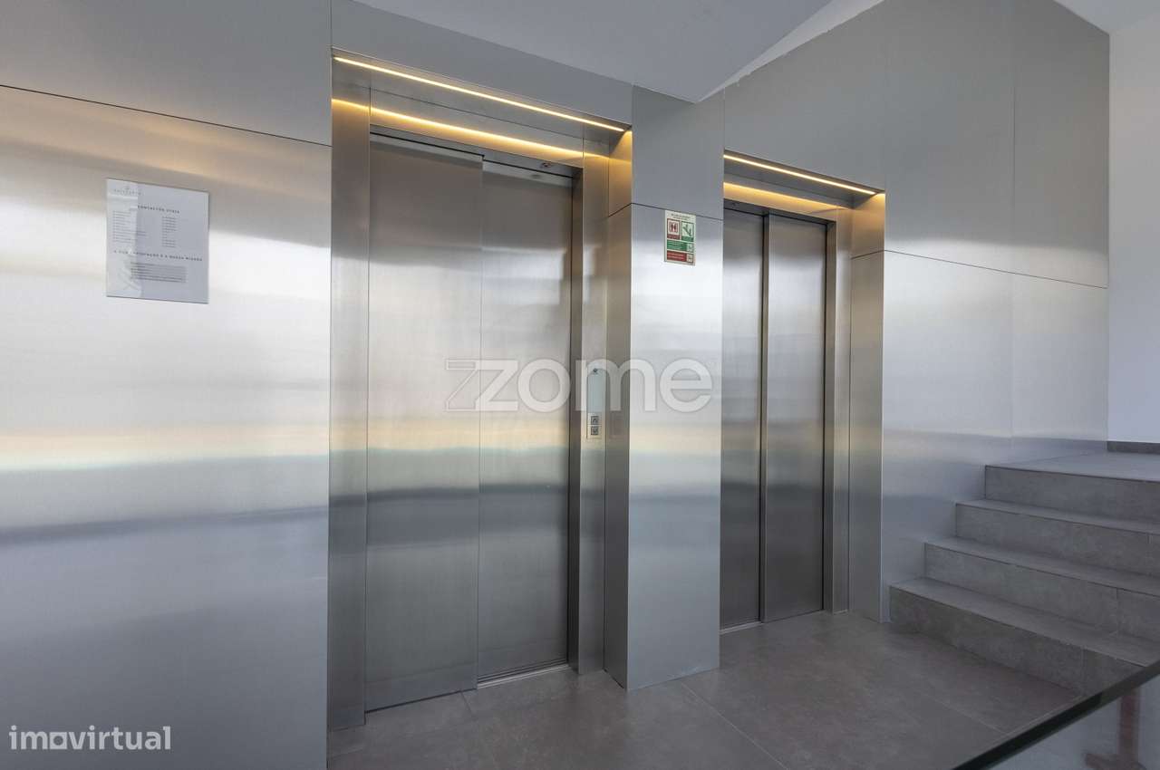 Apartamento T4 Duplex Novo no Prestigiado Edifício Alameda-35