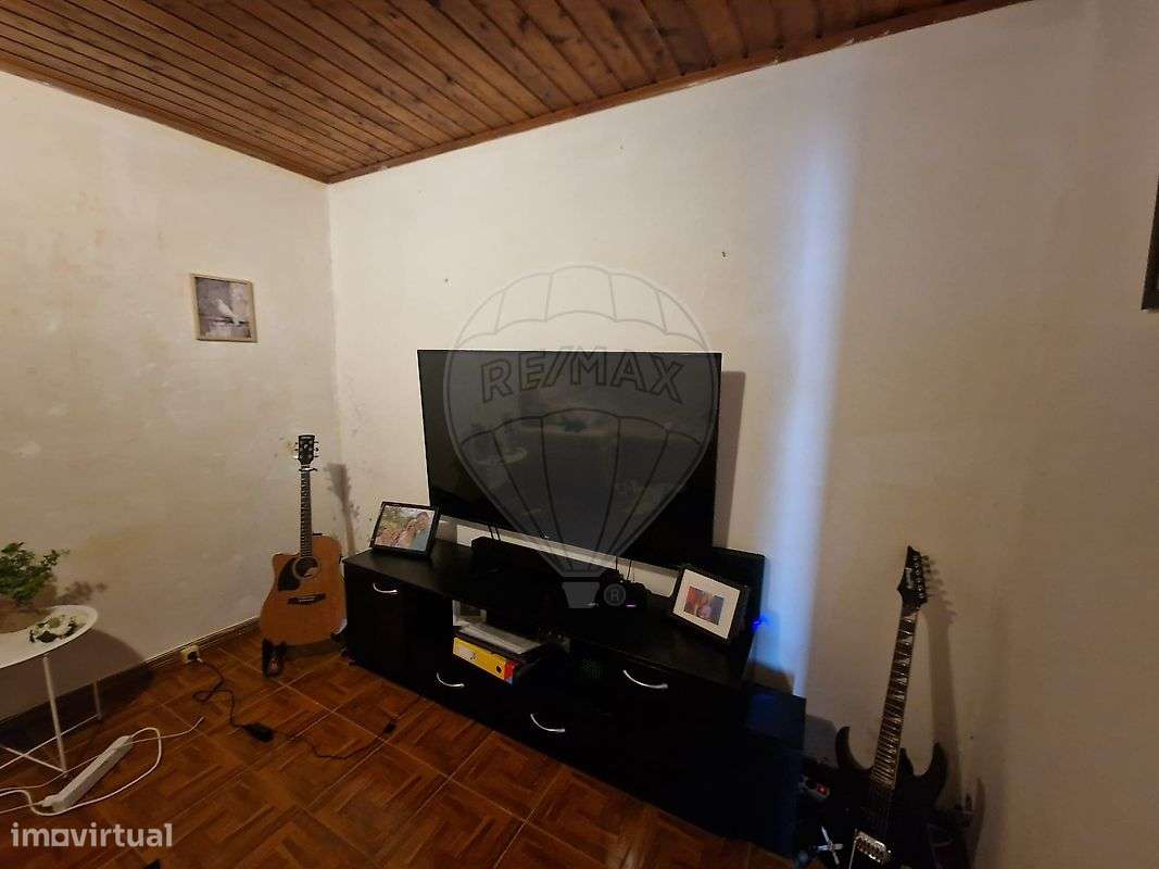 Moradia T3 para venda - Grande imagem: 2/6