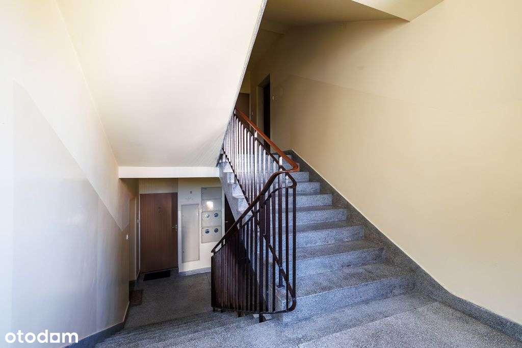 Funkcjonalna kawalerka na Mistrzejowicach-11