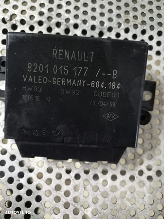 Calculator Modul Senzori Parcare Opel Movano Renault Master 3 2.3 Dci Euro 5 Motor M9T Cod 8201015177 - Dezmembrari Arad - 2