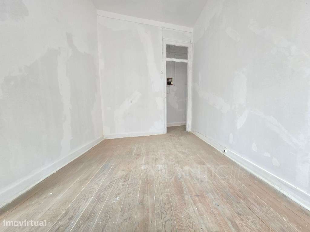 Apartamento T3 + 1 em Arroios - Excelente Oportunidade!-10