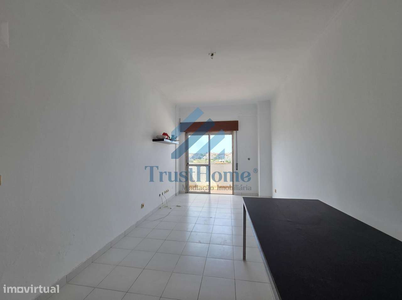 T2 no centro da Arrentela perto da Baia, a 2,5km da estação de...-4