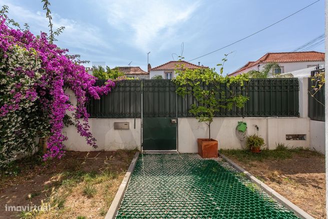 Moradia T4 à venda na Rebelva – Carcavelos-42
