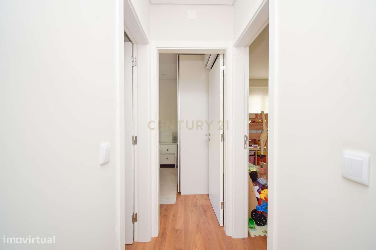 T3 Totalmente Remodelado | Elevador | Localização Central-6