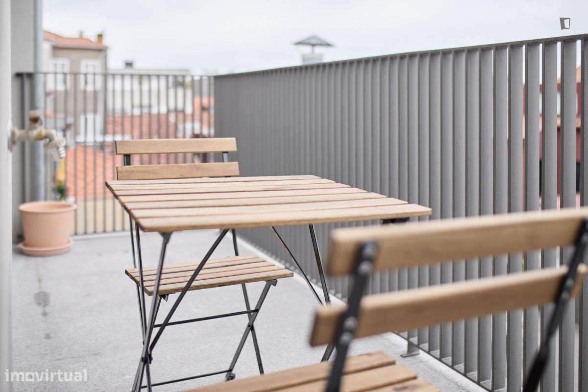 Apartamento com 1 quartos - localizado em Santo Ildefonso Porto - Grande imagem: 2/10