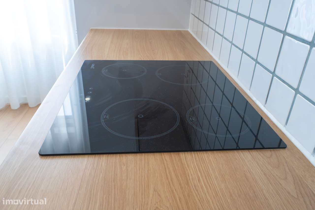 Apartamento T2 Renovado no Centro de Estarreja-16