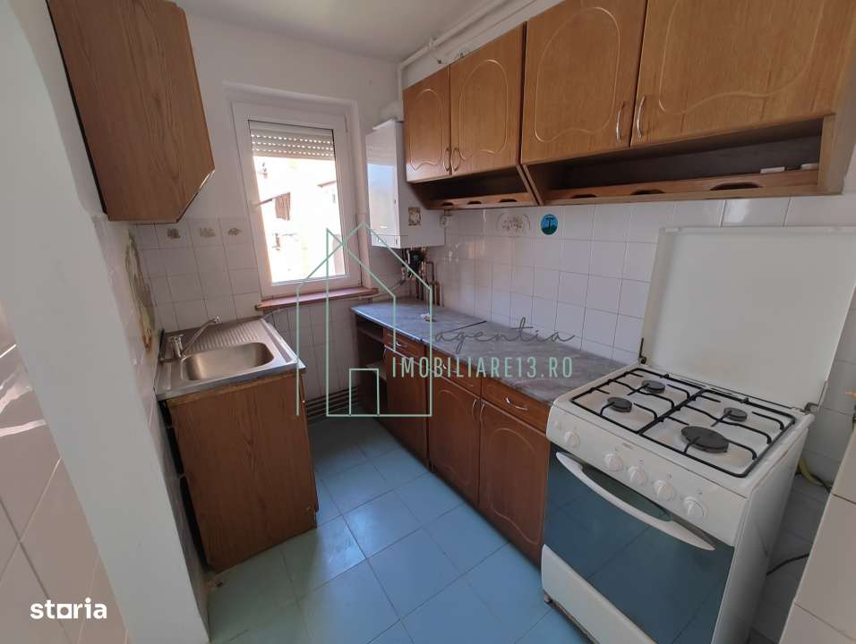 Apartament 3 camere, etaj 3, Cartier M. Kogalniceanu, 44mp Sebes, Alba-3