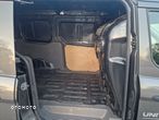 Ford Transit Connect - 23