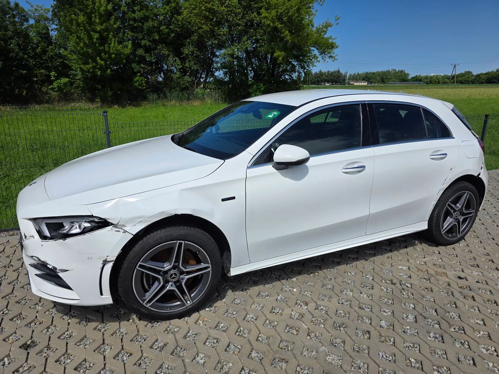 Mercedes-Benz A W177 ver-250-e-phev-amg-line-8g--dct 2021