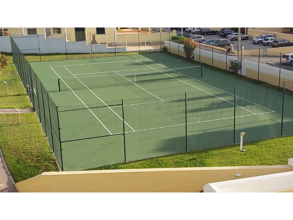 Vende-se T2 com ótima vista de mar-40