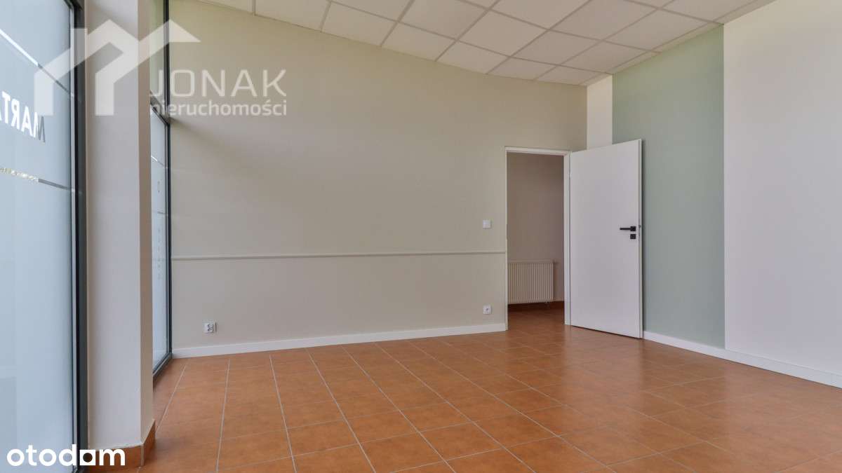 Lokal z parkingiem przy wjeździe na Osiedle - Pełny obrazek: 4/15