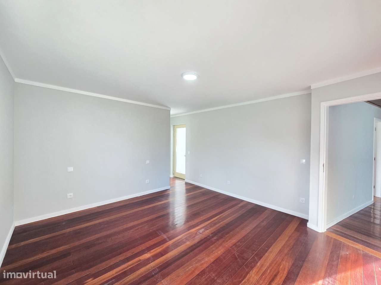 Moradia 5 quartos-23