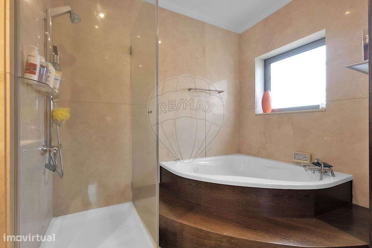 Moradia T4 para venda - Grande imagem: 4/34