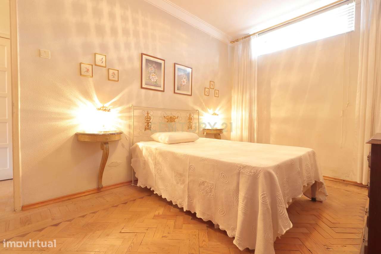 Apartamento T2 com Logradouro – Rua Dr. António Elvas, Feijó-13