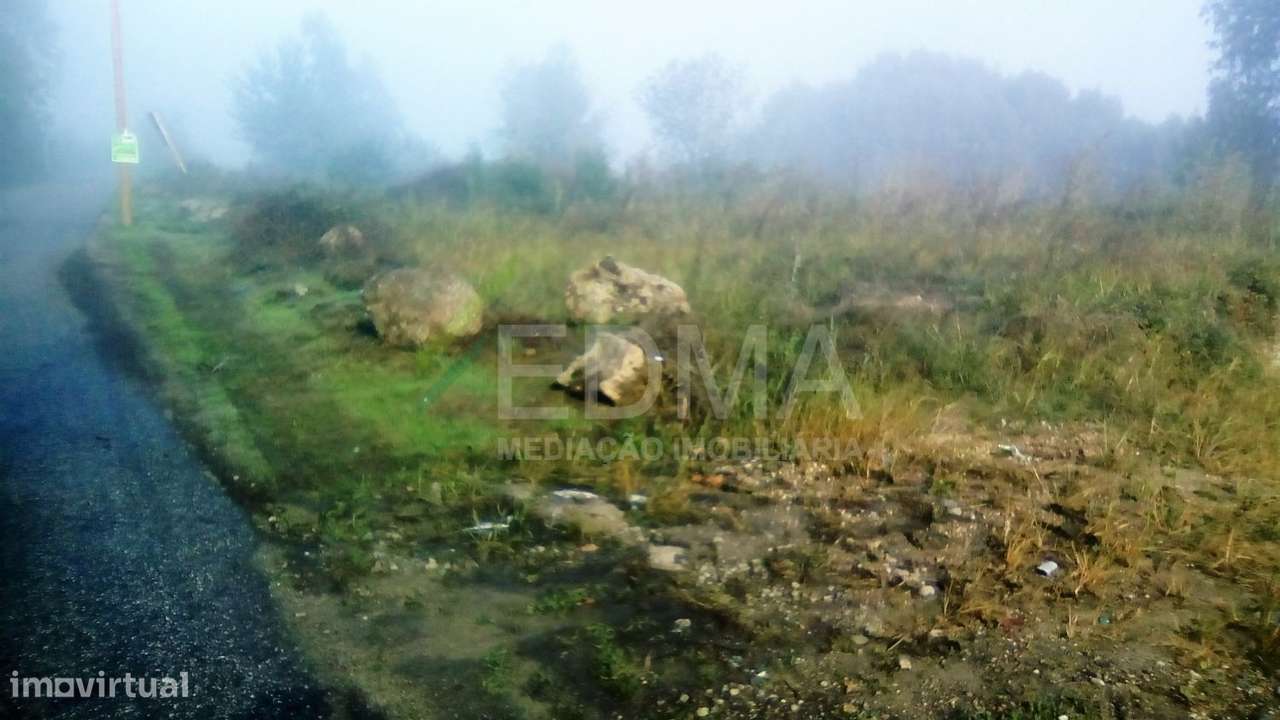 Terreno - Grande imagem: 2/6