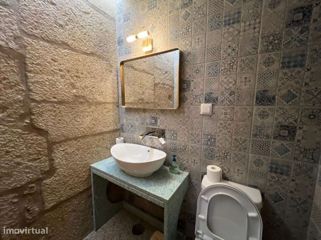 Moradia T5 com piscina em Braga-11