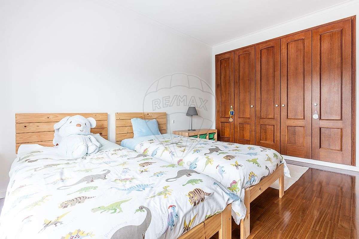 Moradia T4 para venda-33