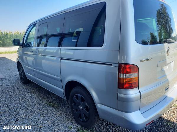 Dezmembrez VW T5 Multivan - 3