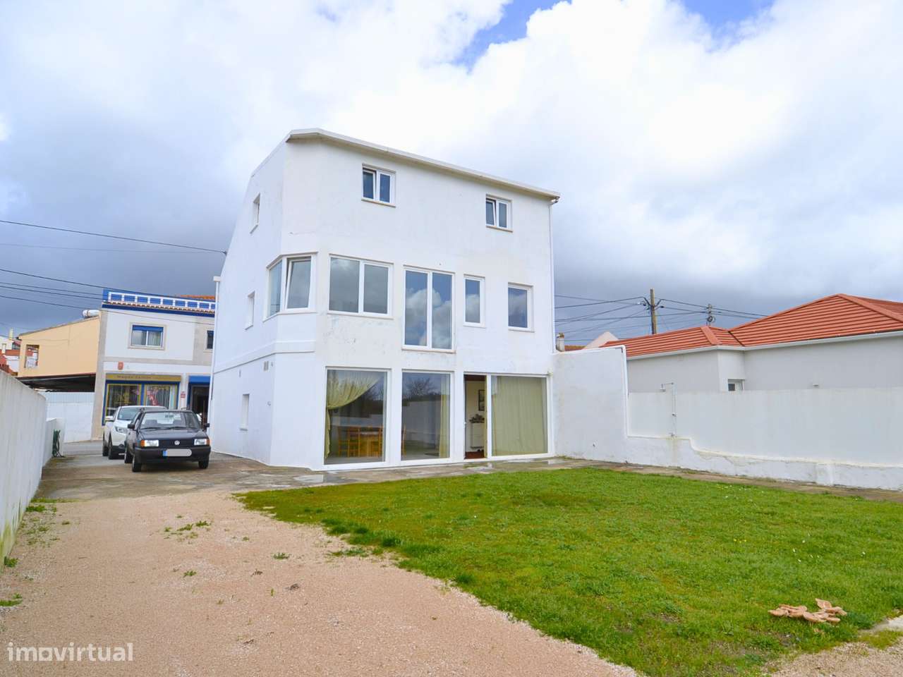 Moradia no Centro de Aveiras de Cima - Grande imagem: 3/17