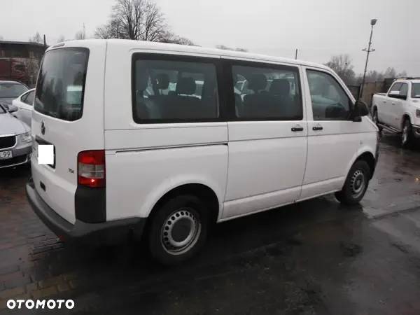 Volkswagen Transporter - 9