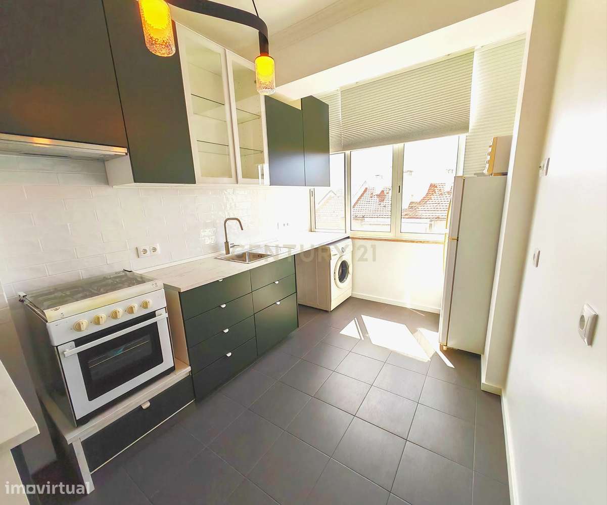 Imóvel T2 totalmente remodelado a estrear no Bairro Santos/Avenidas No-7