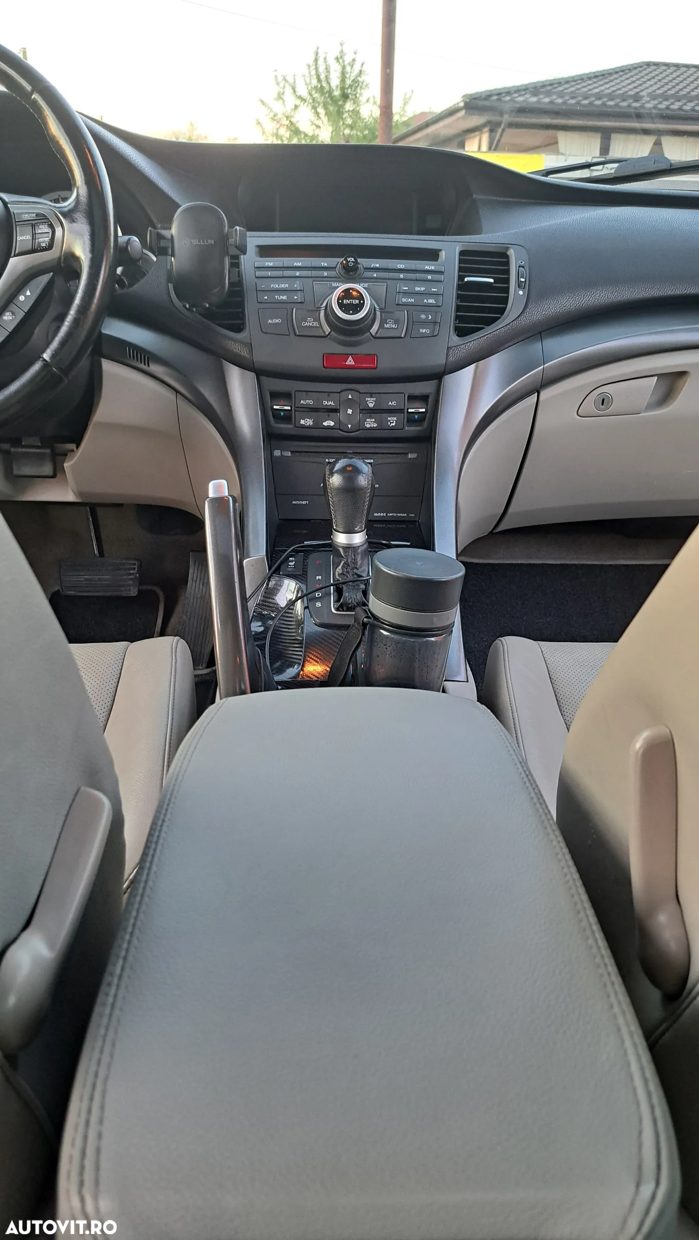 Honda Accord 2.0i AT Executive - 9