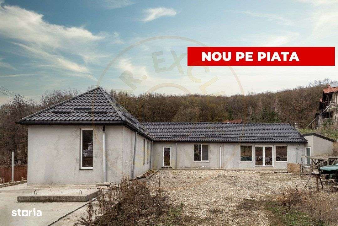 Casa moderna cu 5 camere intr-o zona linistita de deal - Imagine principală: 2/12