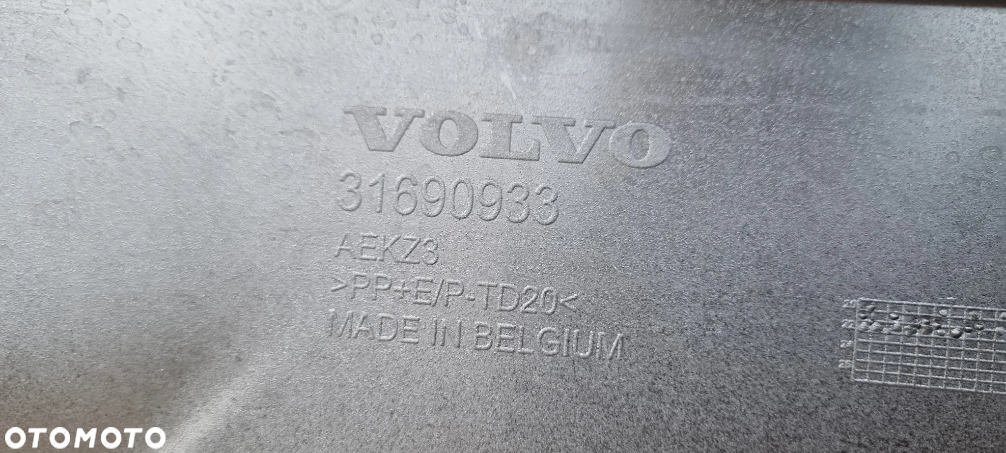 Volvo XC40 Lift 2022- zderzak przód oryginał MB216 - 13