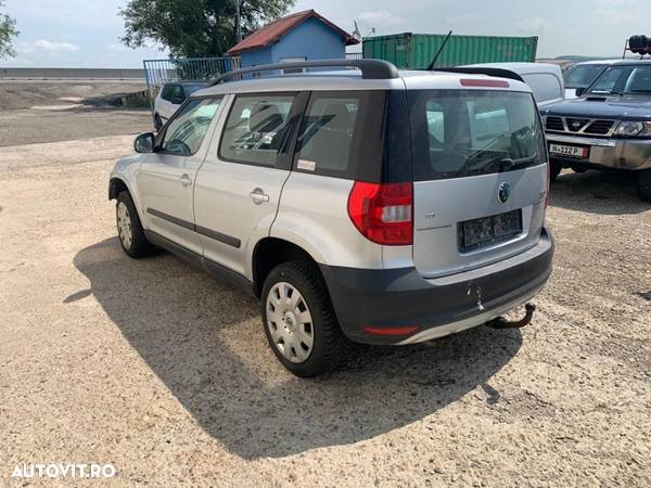 Dezmembrez piese Skoda YETI - 2