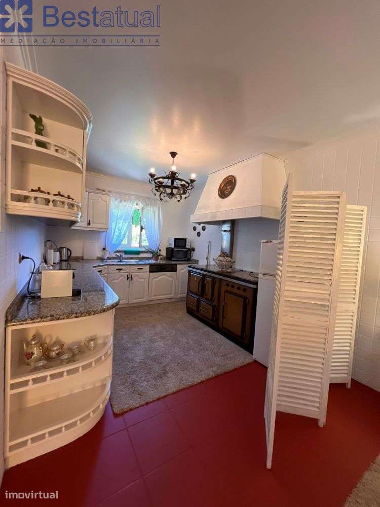 Moradia T4 - 4 Suites - Possib. Permuta - Ribeirão-41