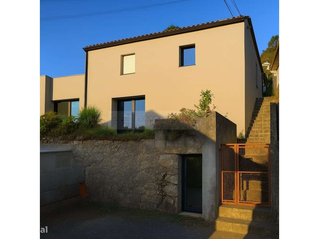 Terreno com casa para restaurar-22