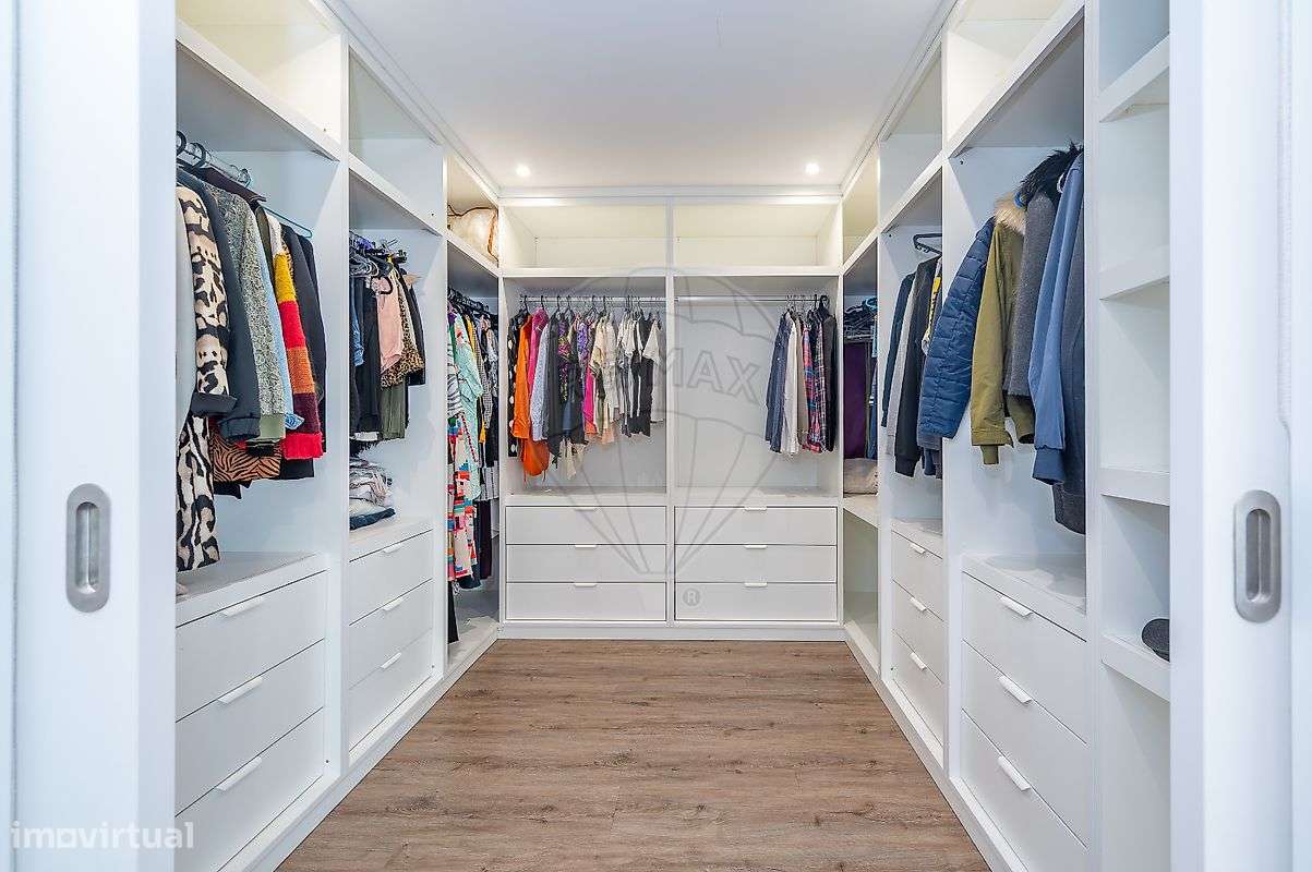 Moradia T4 para venda-34