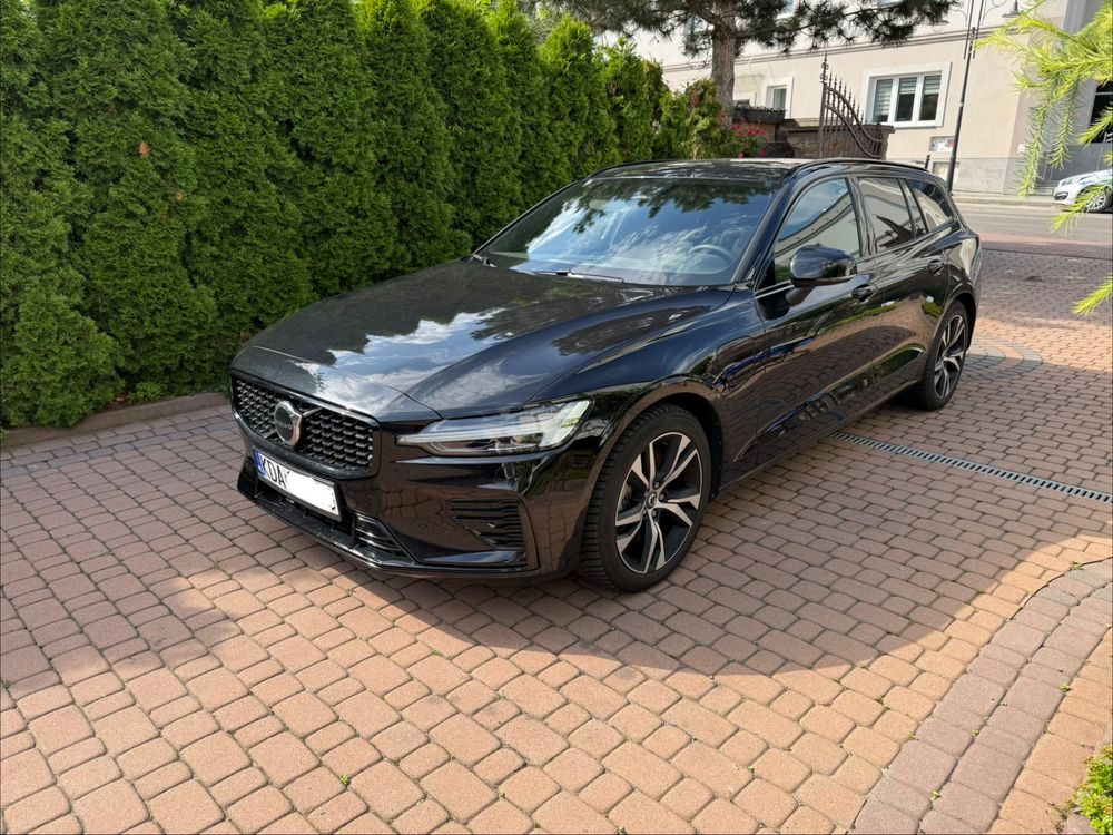 Volvo V60 II (2018- ) T6 AWD Plug-In Hybrid Ultra Dark 2024