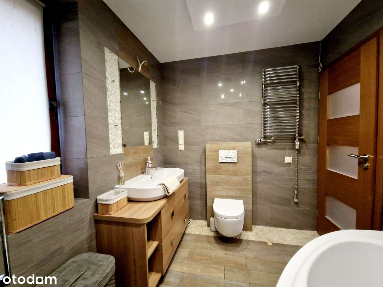 Solidny dom + budynek pod działalność w Złotorii-17