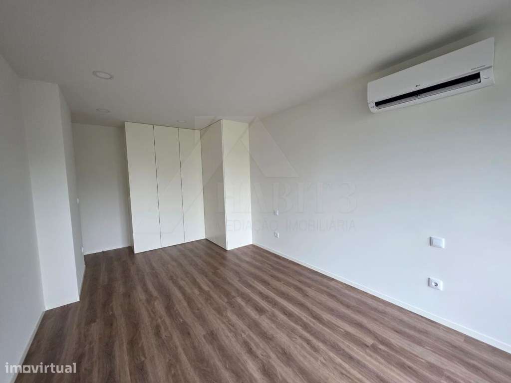 Apartamento T1 Novo em empreendimento de luxo-9