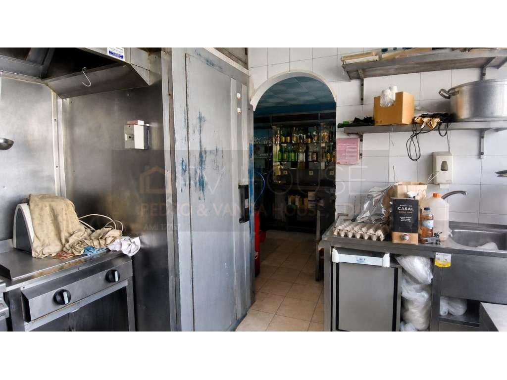 Café / Pastelaria / Minimercado na Abrunheira - Sintra-9