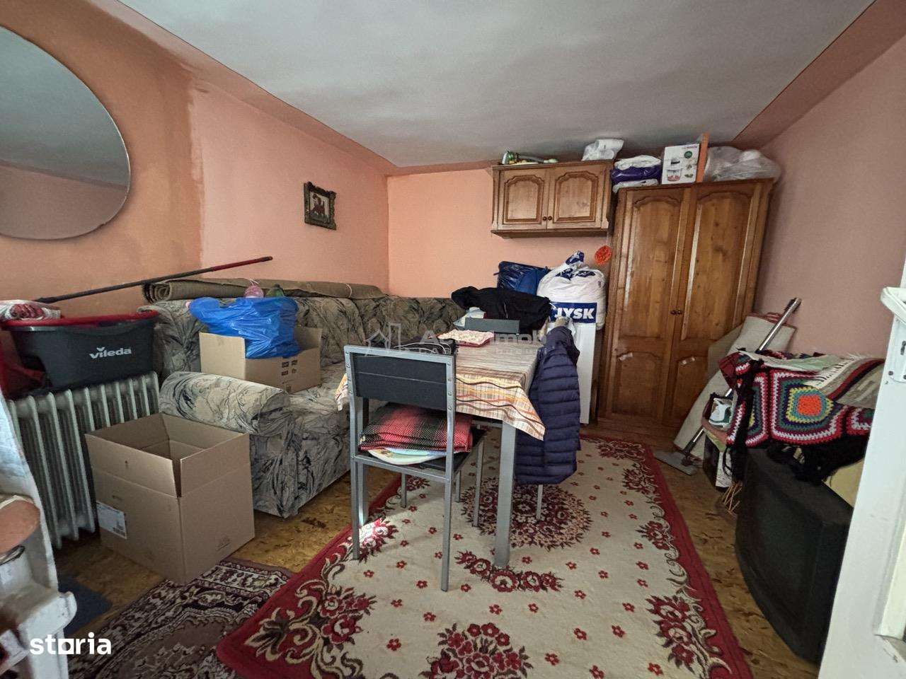 Casa central singur in curte  - 150 mp util - 411 mp curte-2