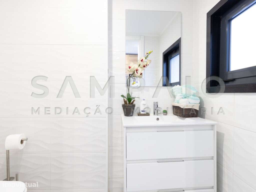 Moradia T2 - Valbom - C/ Nova!-10