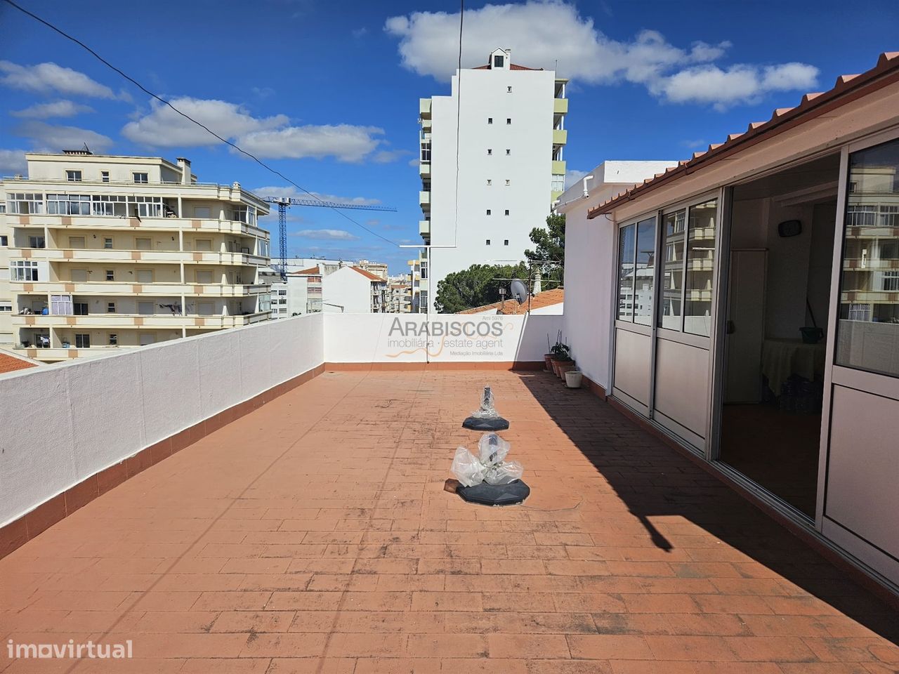 Andar de Moradia - T4 - varandas - Terraço - Box - Portimão