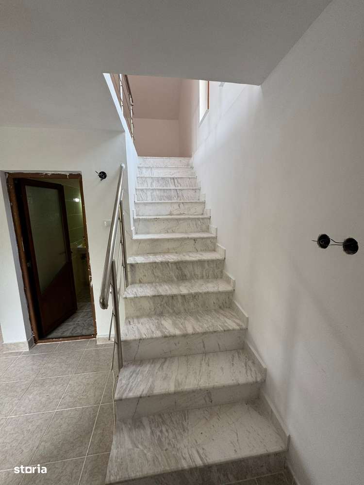 Casă de vânzare în Călimănești, str. AI Cuza - Imagine principală: 4/17