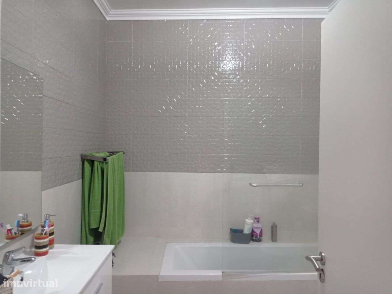 Moradia T3+1 no centro de Pataias-24